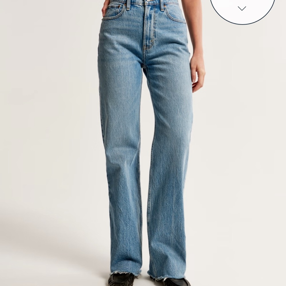 Abercrombie 90’s high waisted straight leg jeans